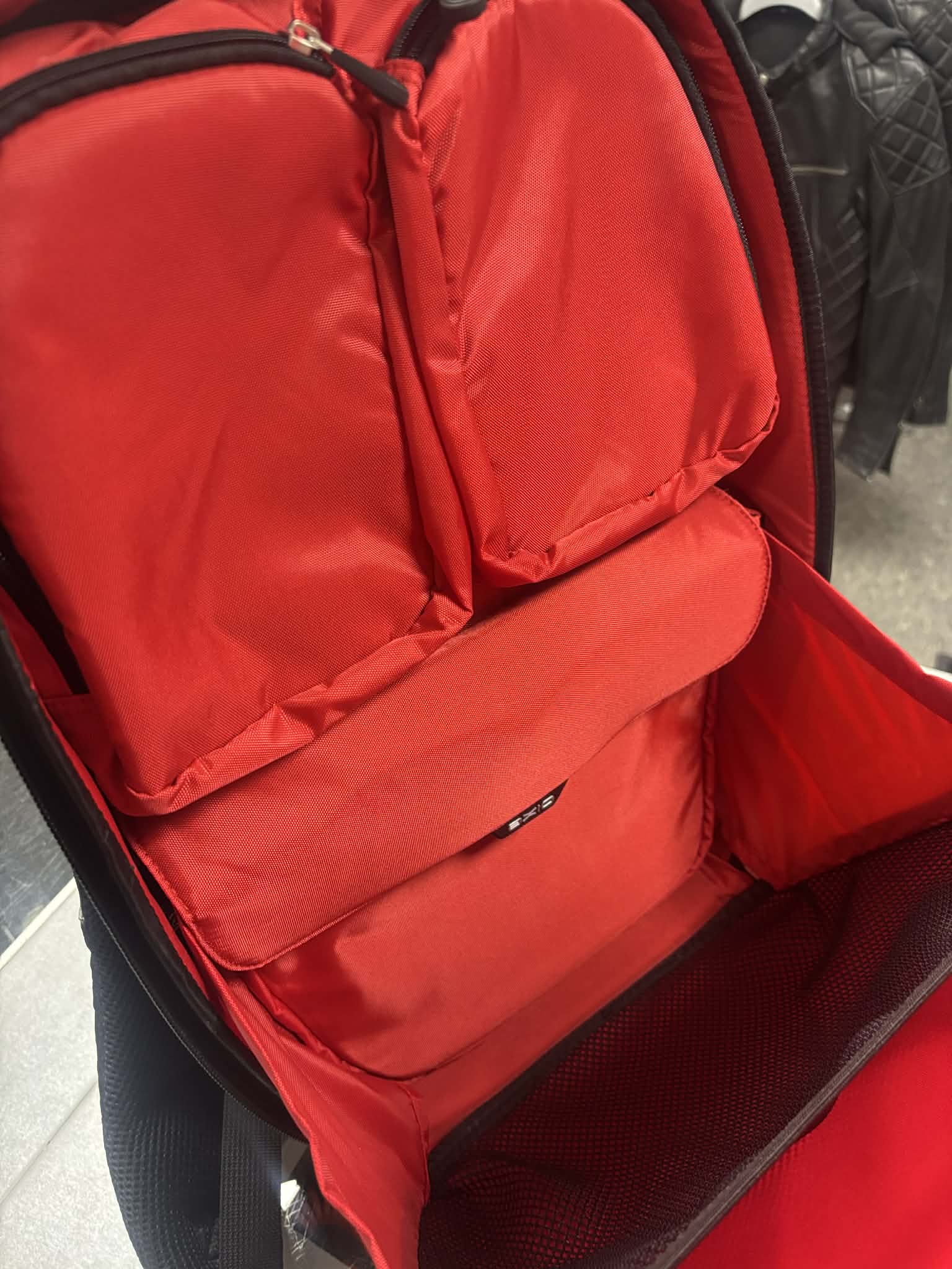 Axio Rygsæk Matt Sort